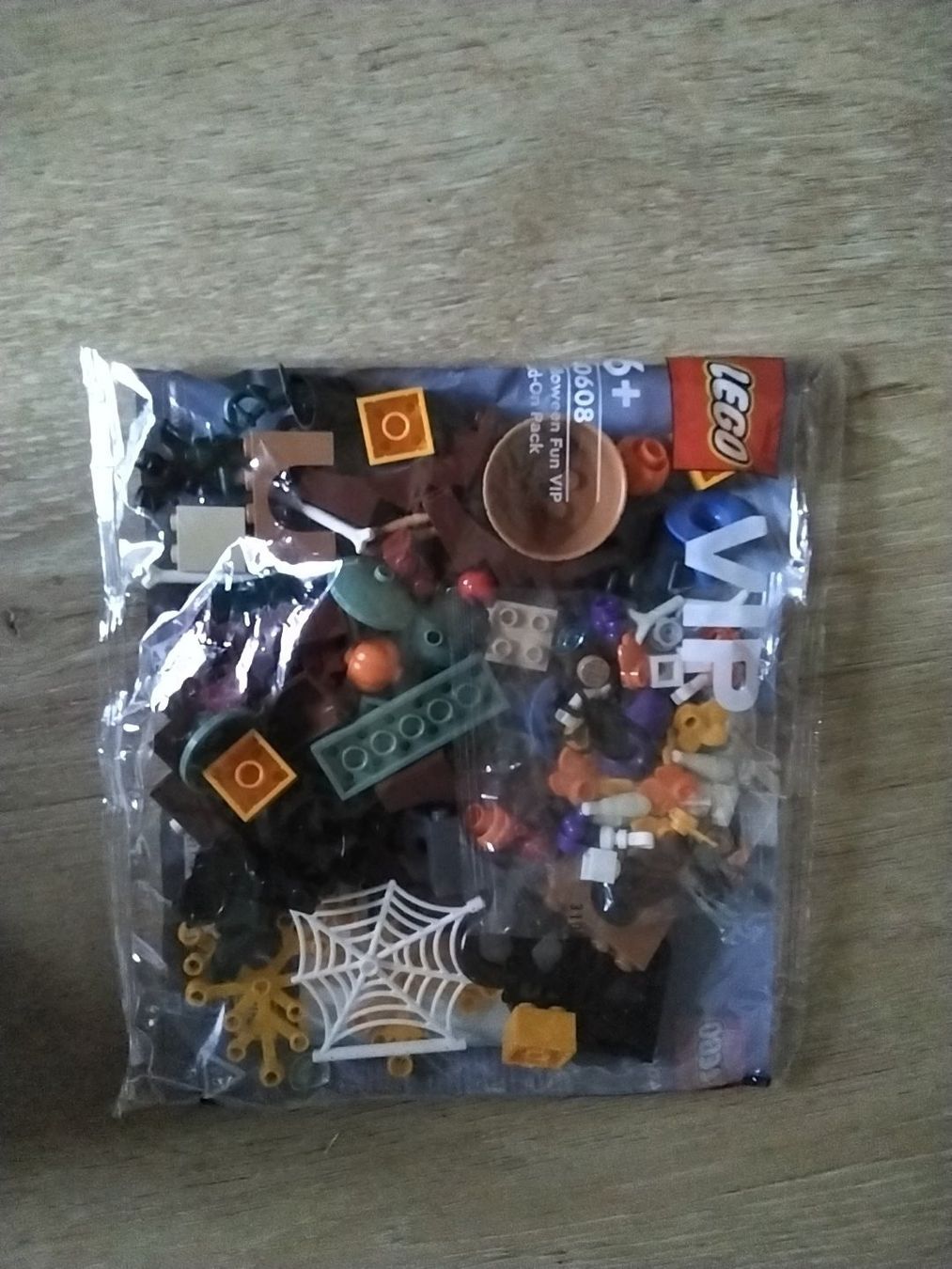 Lego Kit di costruzioni: LEGO Loop Coaster 40518 + 2x VIP Set OVP – Nuovo e nell'imballaggio originale da Breitenbach venduto da Luckn 3
