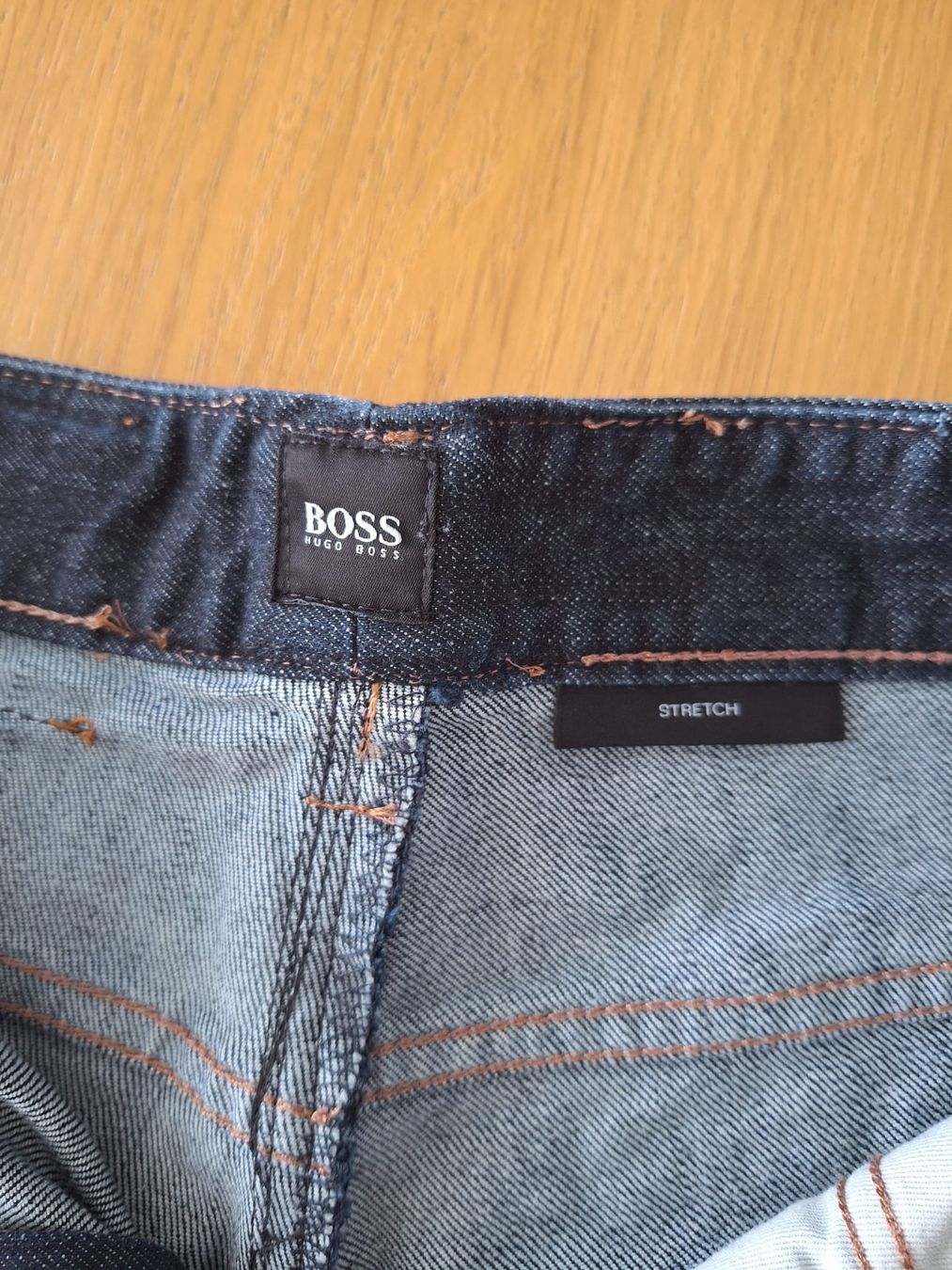 Hugo Boss Jeans: Boss Jeans - Size 32/32 – Gebraucht aus Wollerau von _2kp5 2