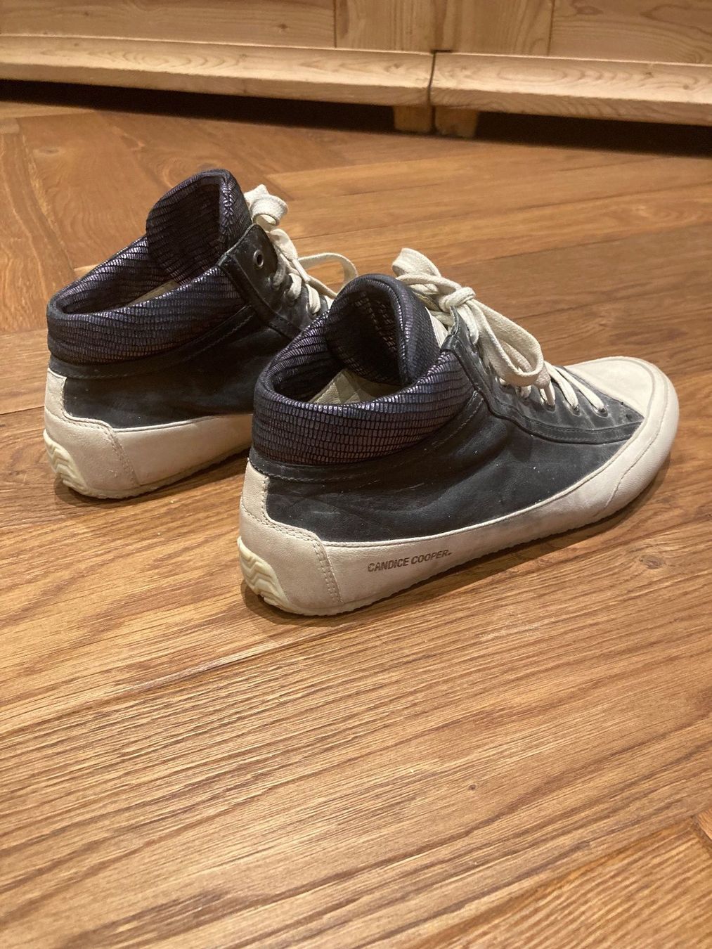 Scarpe da donna: Sneaker – Usato da Rorschach venduto da Loonimuh 3