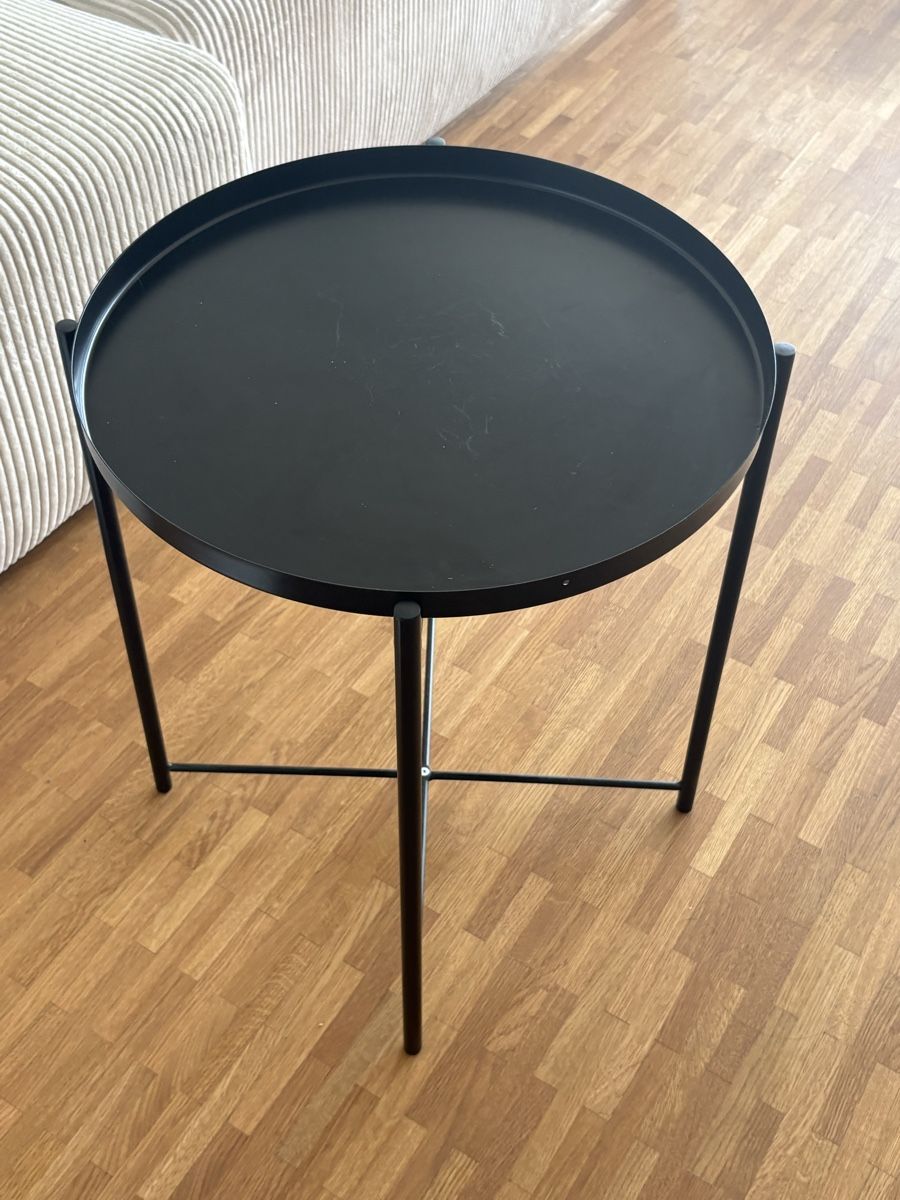 Ikea Tables de nuit: sofatisch – D'occasion à Niederwangen BE par mar_s5rz