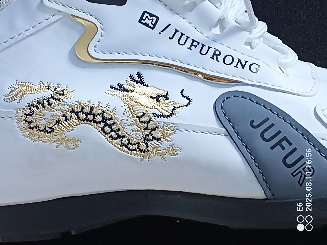 Scarpe da uomo: Turnschuhe  Marke: JUFURONG – Nuovo (secondo la descrizione) da Zürich venduto da Mitzi6 3