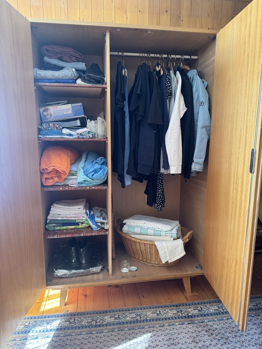 Armadi: Schrank. Abholen in Herisau AR – Usato da Binningen venduto da alo_fq79 2