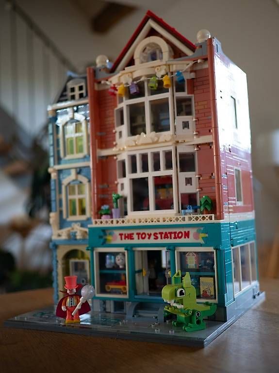 Kit di costruzioni: Lumibricks Stadtleben Spielzeugladen Modular Building – Usato da Biel-Benken BL venduto da tam_jwc7 2