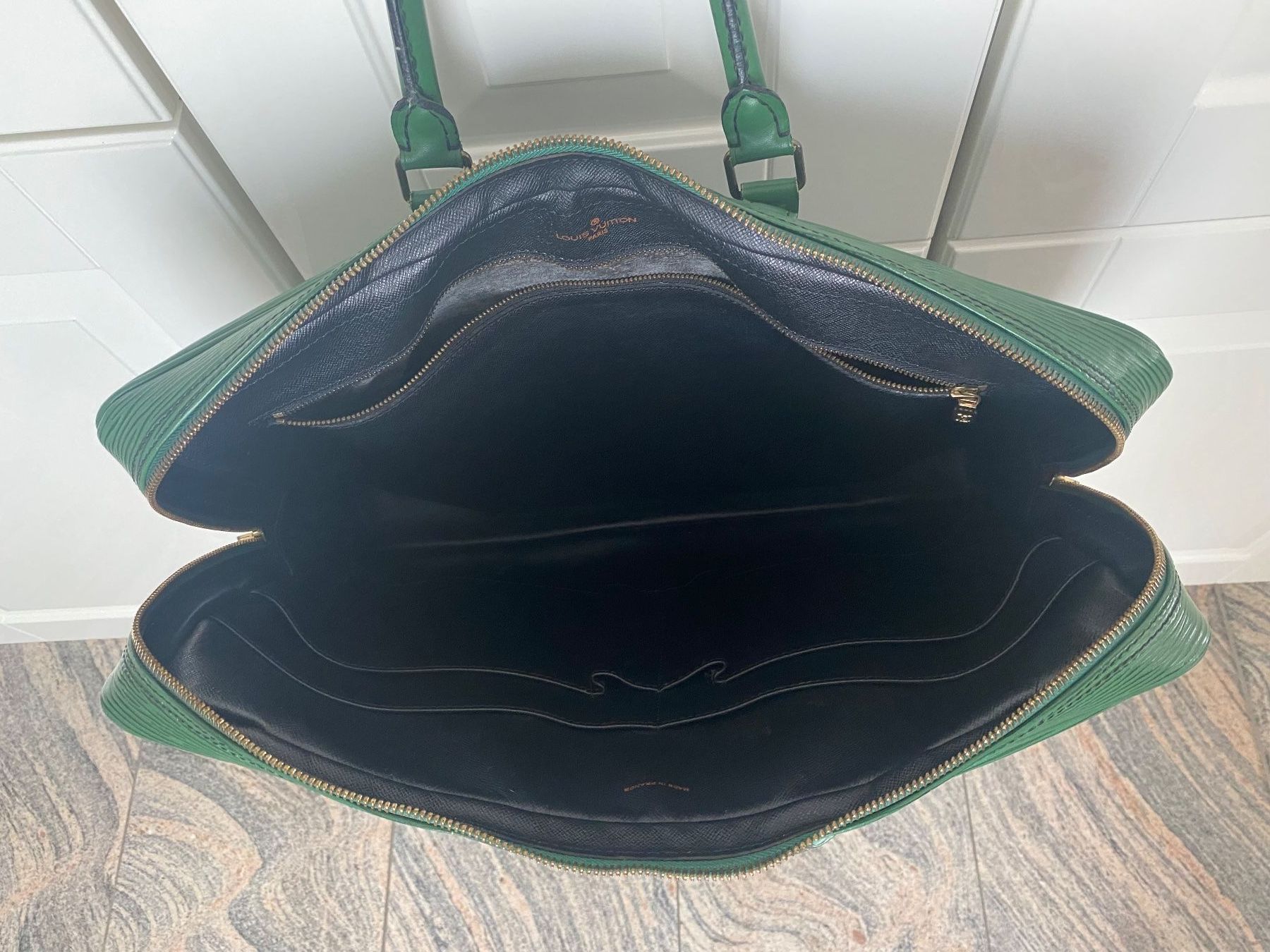 Louis Vuitton Sacs: MOST WANTED - LOUIS VUITTON PORTE DOCUMENTS VOYAGE – D'occasion à Winkel par ferrari2022 8