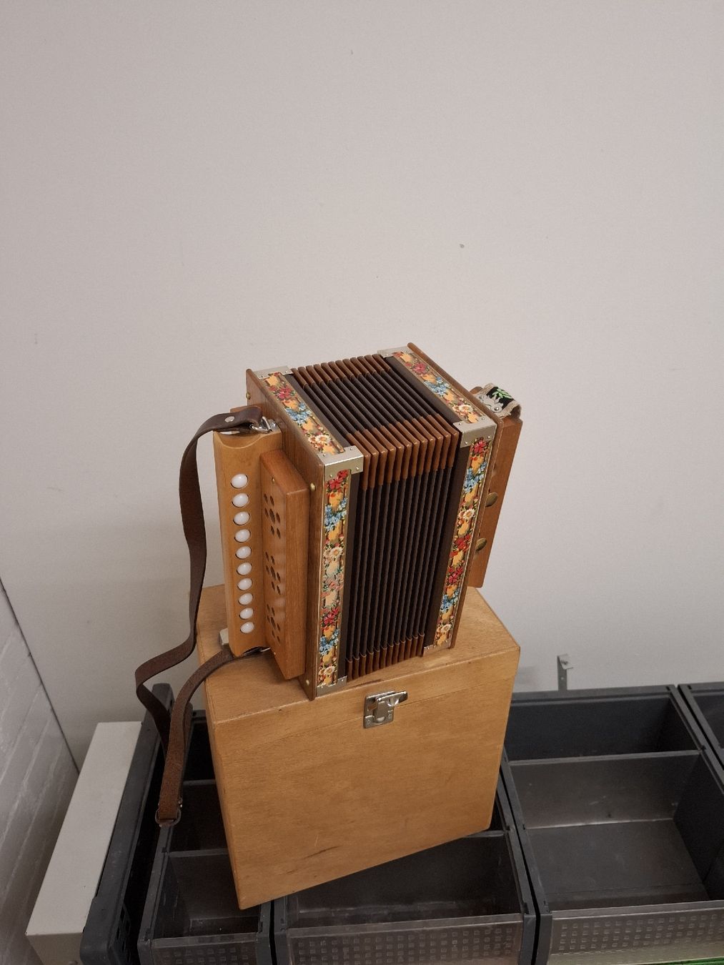 Strumenti musicali: langnauer orgeli – Usato da Villeneuve venduto da BibiVintage 3
