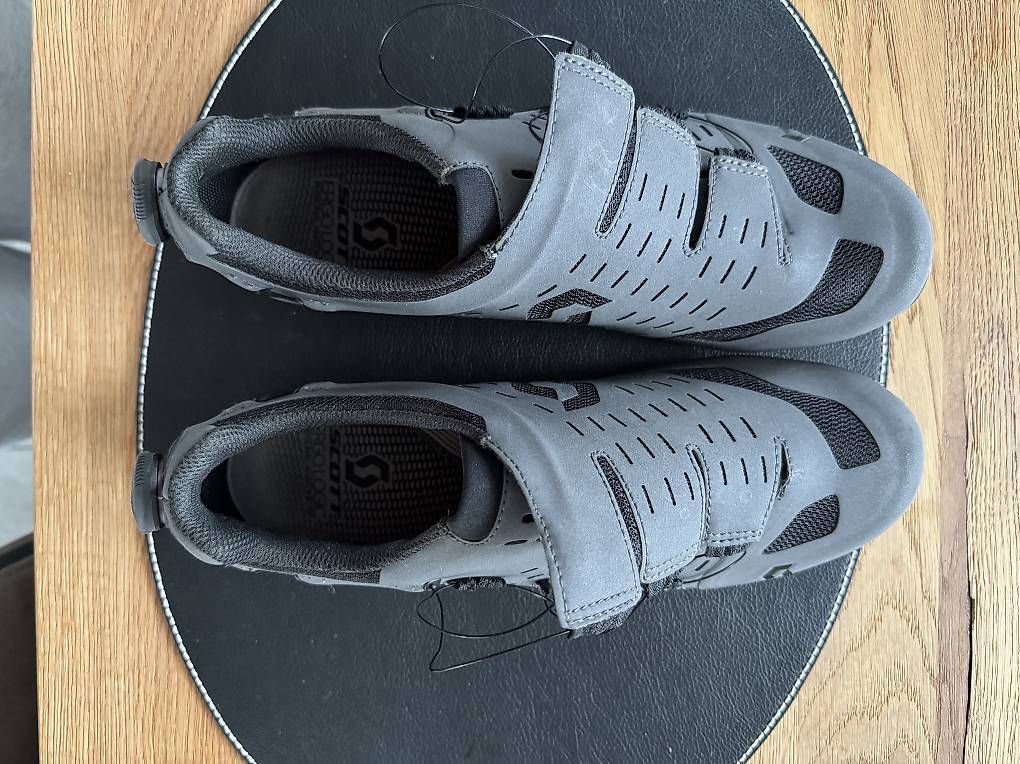 Scott Herrenschuhe: Scott TT Rennradschuhe – Gebraucht aus Männedorf von O.Penny 4
