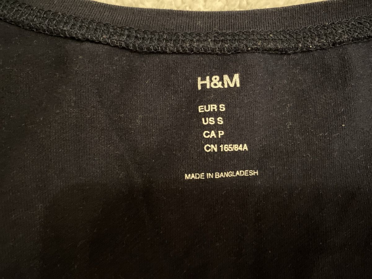H&M Top: H&M Top dunkelblau Grösse S – Usato da Schmitten FR venduto da noa_vm8b 1