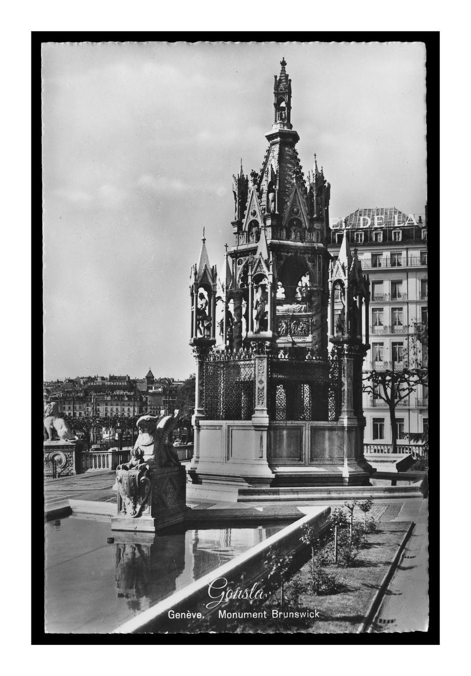 Cartoline postali: GENÈVE - 1950 "Monument Brunswick" – Usato da Onex venduto da Lagorel01