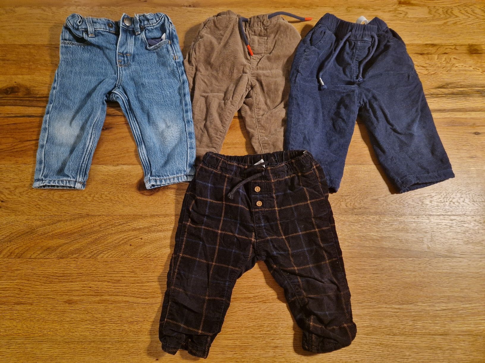 Lotti & Set di vestiti: 16 teiliges Kleiderpacket in Grösse 74 – Usato da Unterägeri venduto da ahe_kgd6 3