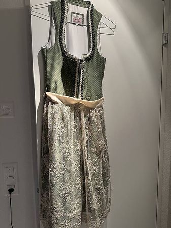 Dirndl