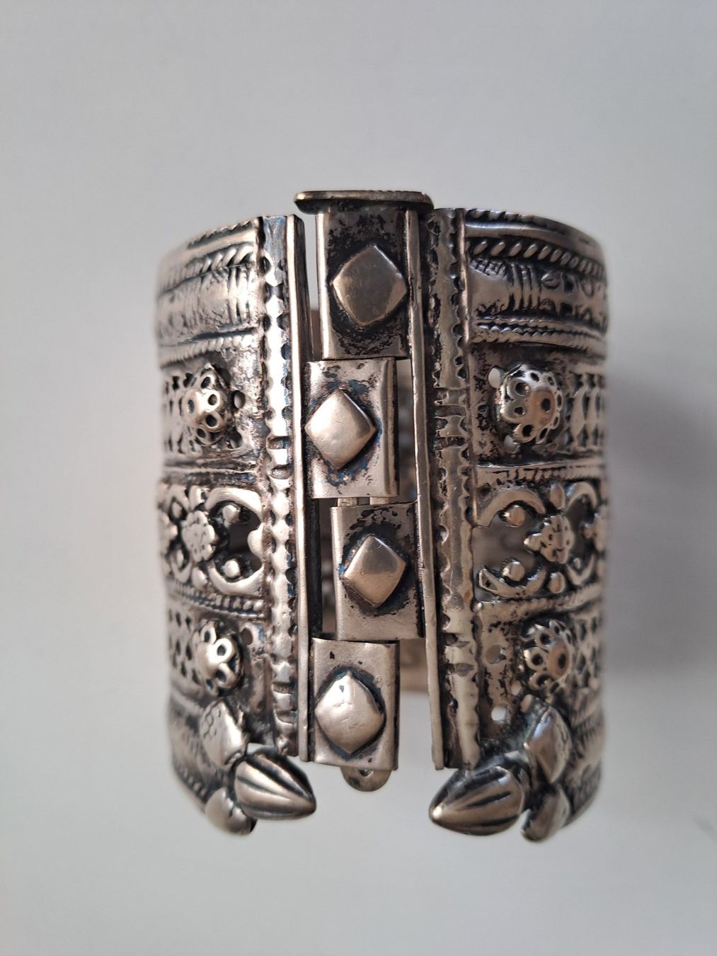 Armbänder & -reifen: BRACELET ANCIEN AFGHANISTAN ARGENT – Gebraucht aus LAUSANNE von KWEW 3