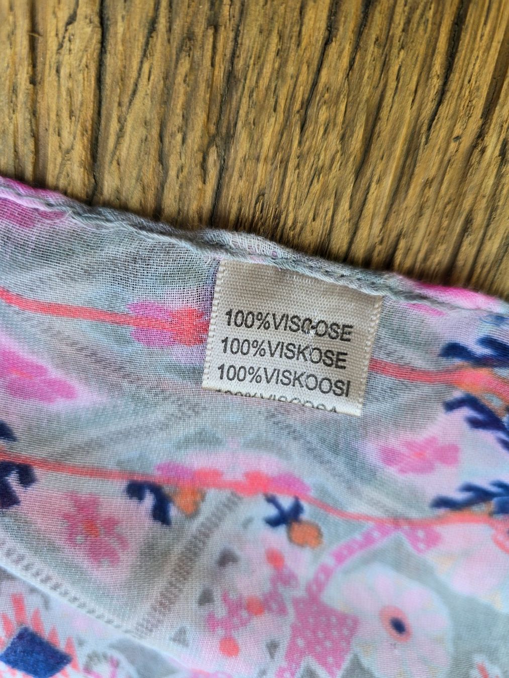 Foulard & Sciarpe: Kleidung: Schal gemustert (mit Fransen) – Nuovo (secondo la descrizione) da Romanshorn venduto da Rachacha 2