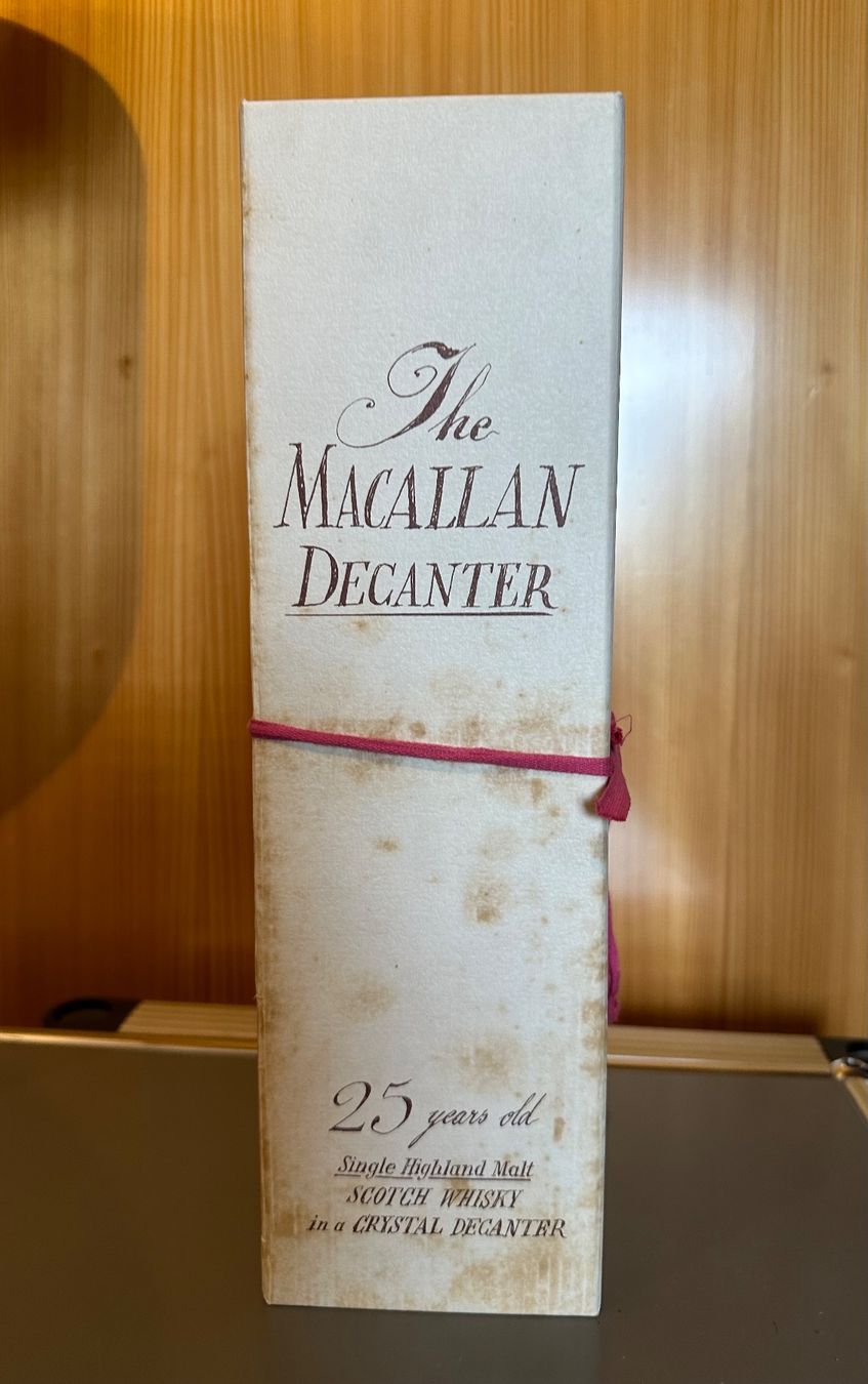 Macallan Bevande alcoliche: The MACALLAN DECANTER 1965 – Nuovo e nell'imballaggio originale da Neerach venduto da fuz_8d7l 1