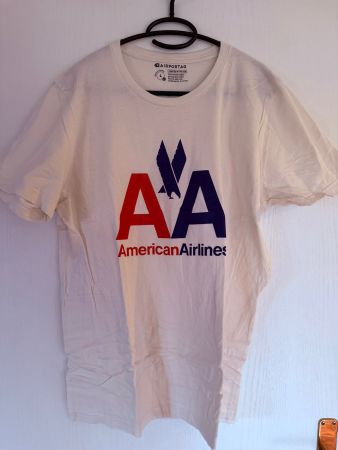American Airlines T-Shirt - L