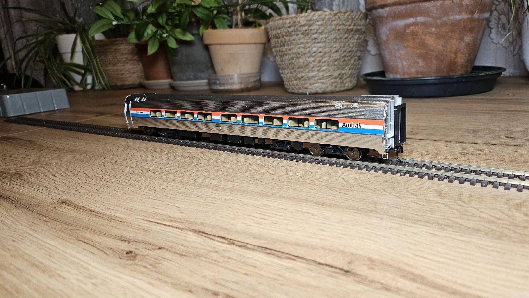 Walthers Modellini di ferrovie: Amtrak Amfleet II phase III Walthers Proto – Nuovo e nell'imballaggio originale da Les Avants venduto da Dj_tonio46 3