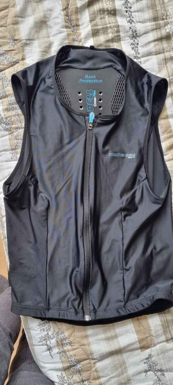 Komperdell Protezioni & Imbottiture: Back protector Snowboard Ski Size S – Nuovo (secondo la descrizione) da Basel venduto da antosil 1