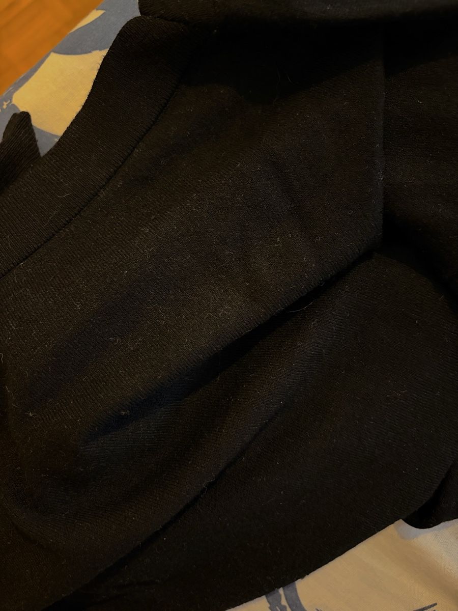 Pulls & Sweat-shirts: Maglione nero – D'occasion à Arzo par lol_ch9d 2