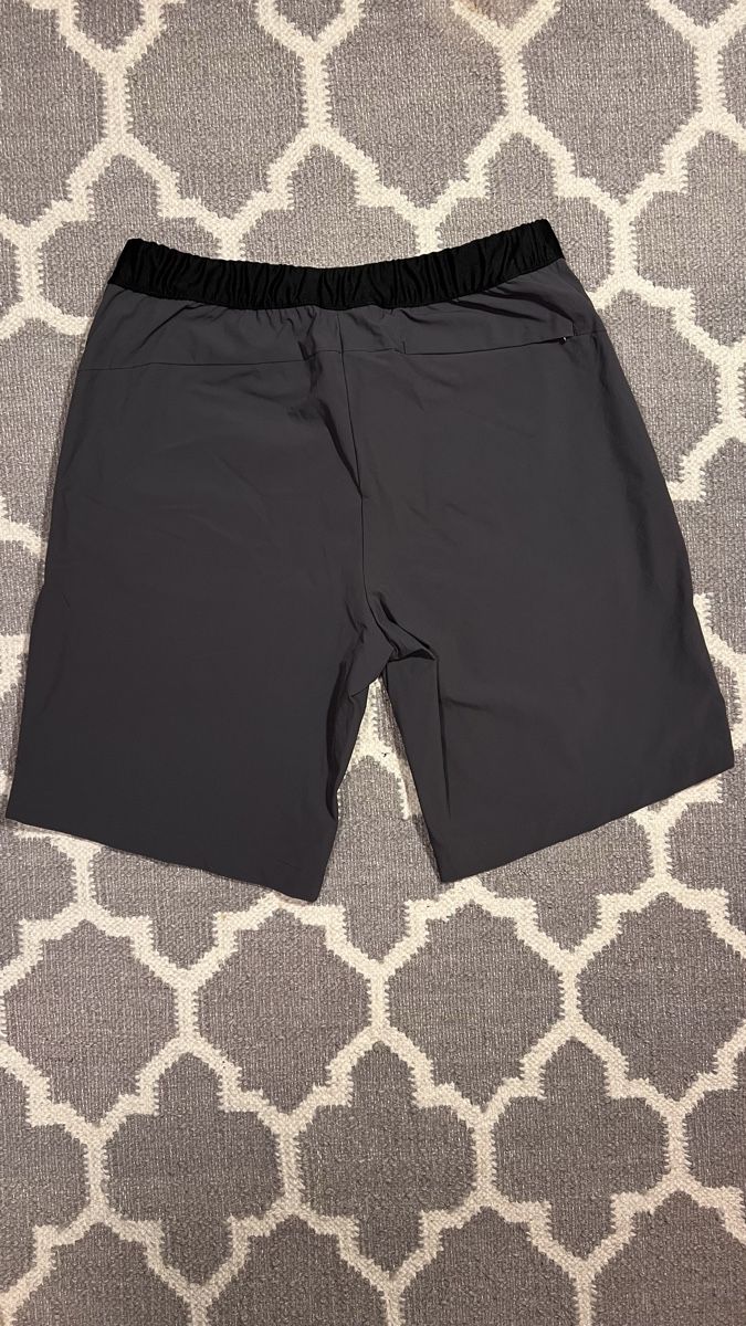 Decathlon Hosen: Kurze Hose M – Gebraucht aus Langenthal von Yana.Chaika 2
