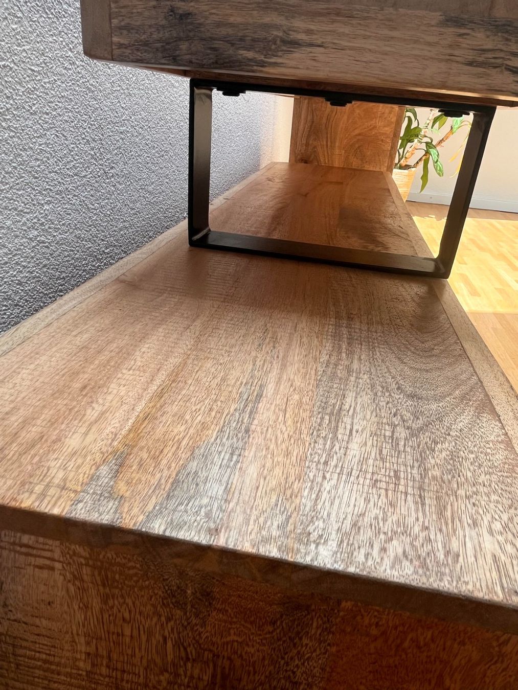 Vidaxl Mobili TV: TV-Lowboard Massivholz Mango – Usato da Winterthur venduto da Pdiddle 6
