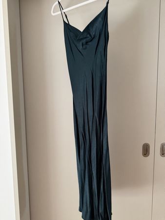 Zara Kleid, Grösse XS, dunkelgrün, Viskose, Sommer 48