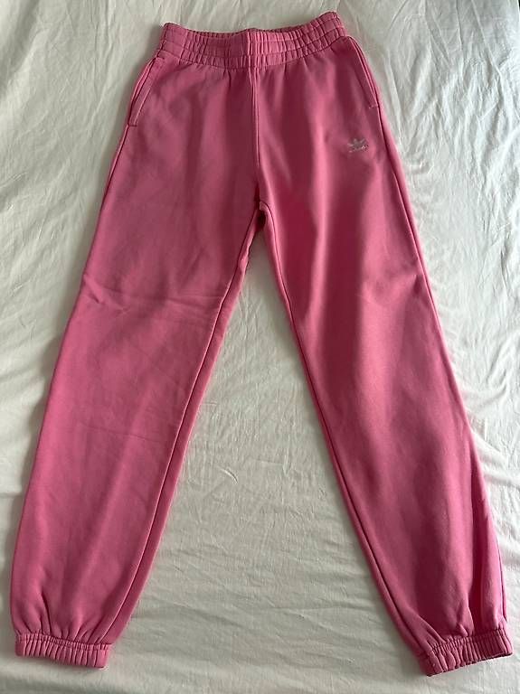 Adidas Pantaloni: Pantalon Adidas – Usato da Sion venduto da nao_2cg5
