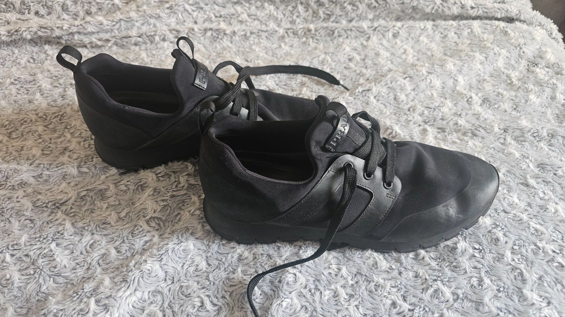Prada Chaussures hommes: Chaussures Prada taille 42.5 – D'occasion à Etoy par angi020 1