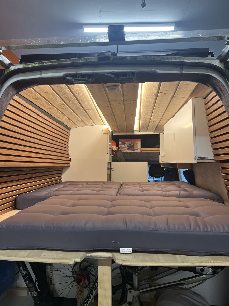 Renault Véhicules de camping: Renault Traffic camper – D'occasion à Blumenstein par oli_d626 8