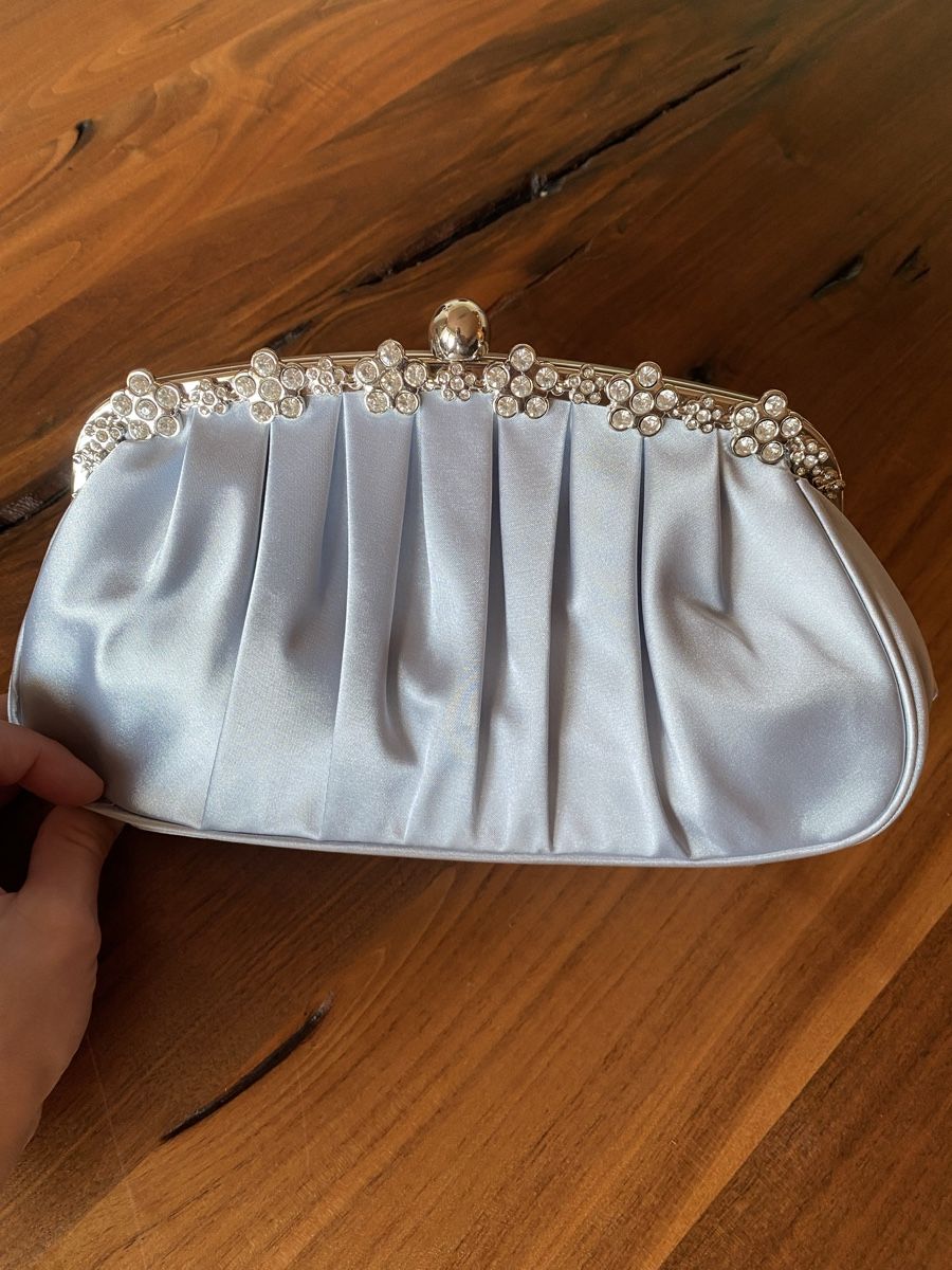 Taschen für Damen: Clutch Silber Damen NEU! – Neu und originalverpackt aus Lenggenwil von Coco1