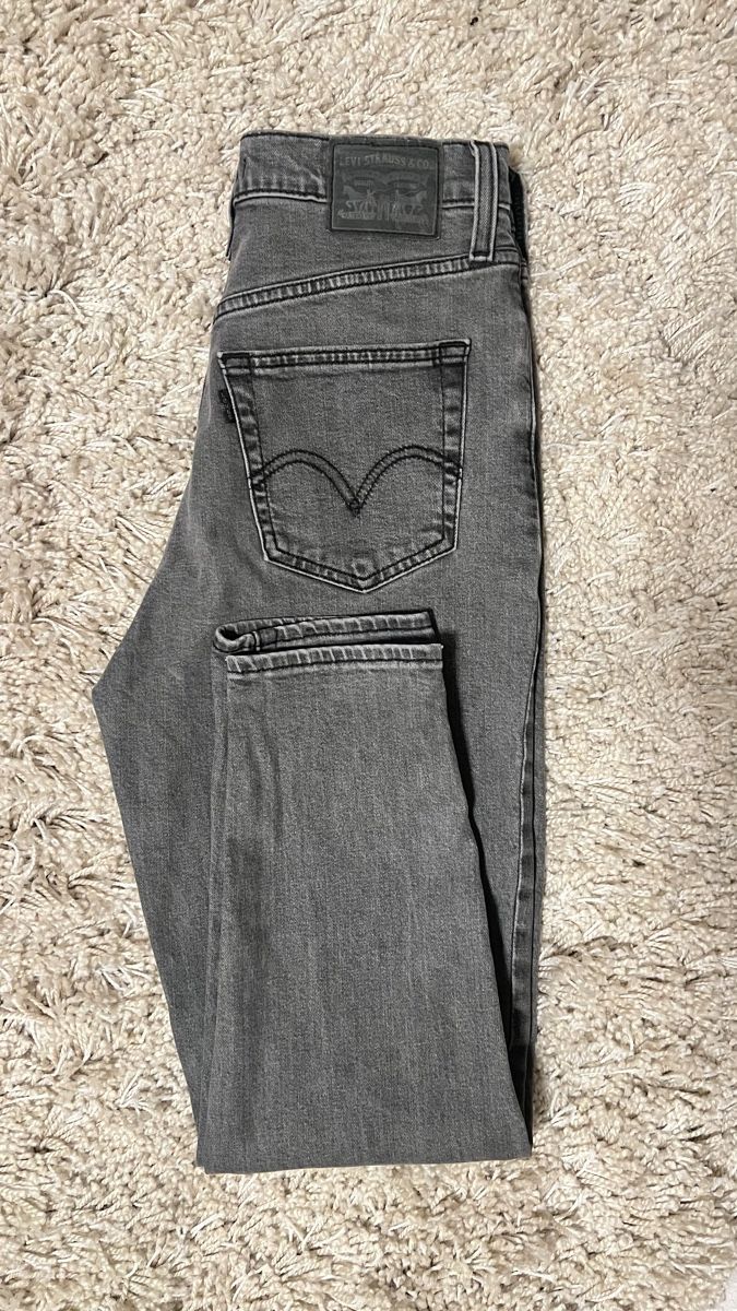 Levi's Jeans: Levi's Jeans – Usato da Langenthal venduto da Yana.Chaika