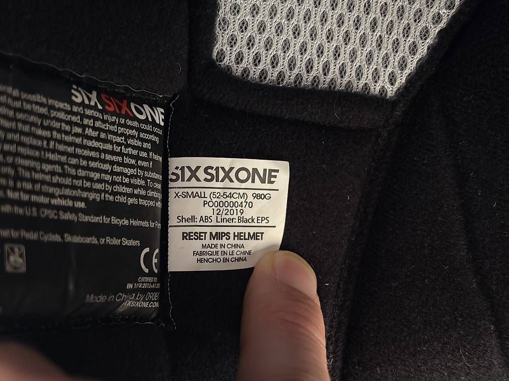 Caschi: Sixsixone Fullface Helm 52 x-small – Usato da Kilchberg ZH venduto da 470 2