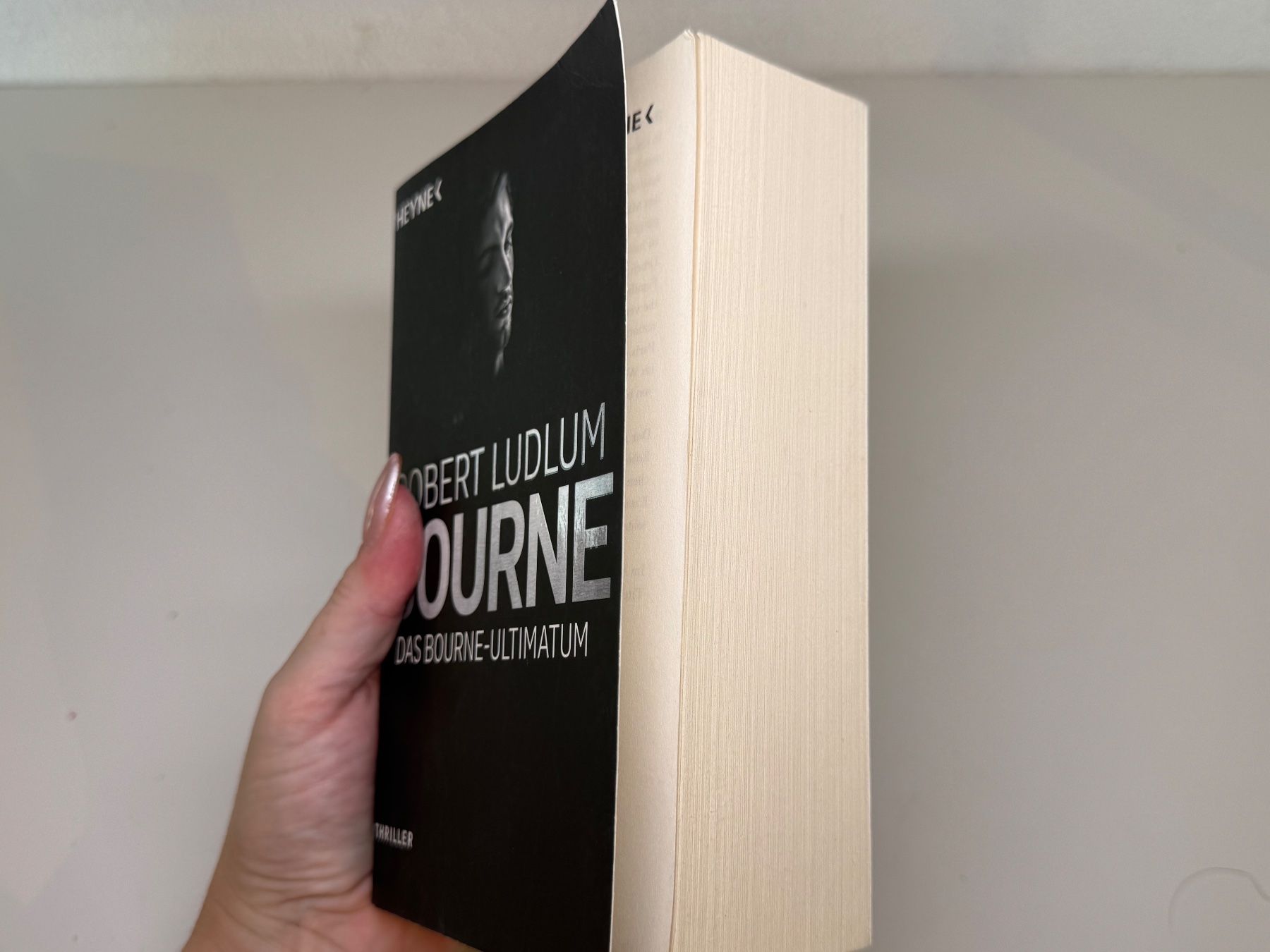 Libri: ROMAN: Robert Ludlum, Das Bourne Ultimatum – Usato da Grosswangen venduto da Deutsche_Romane 1