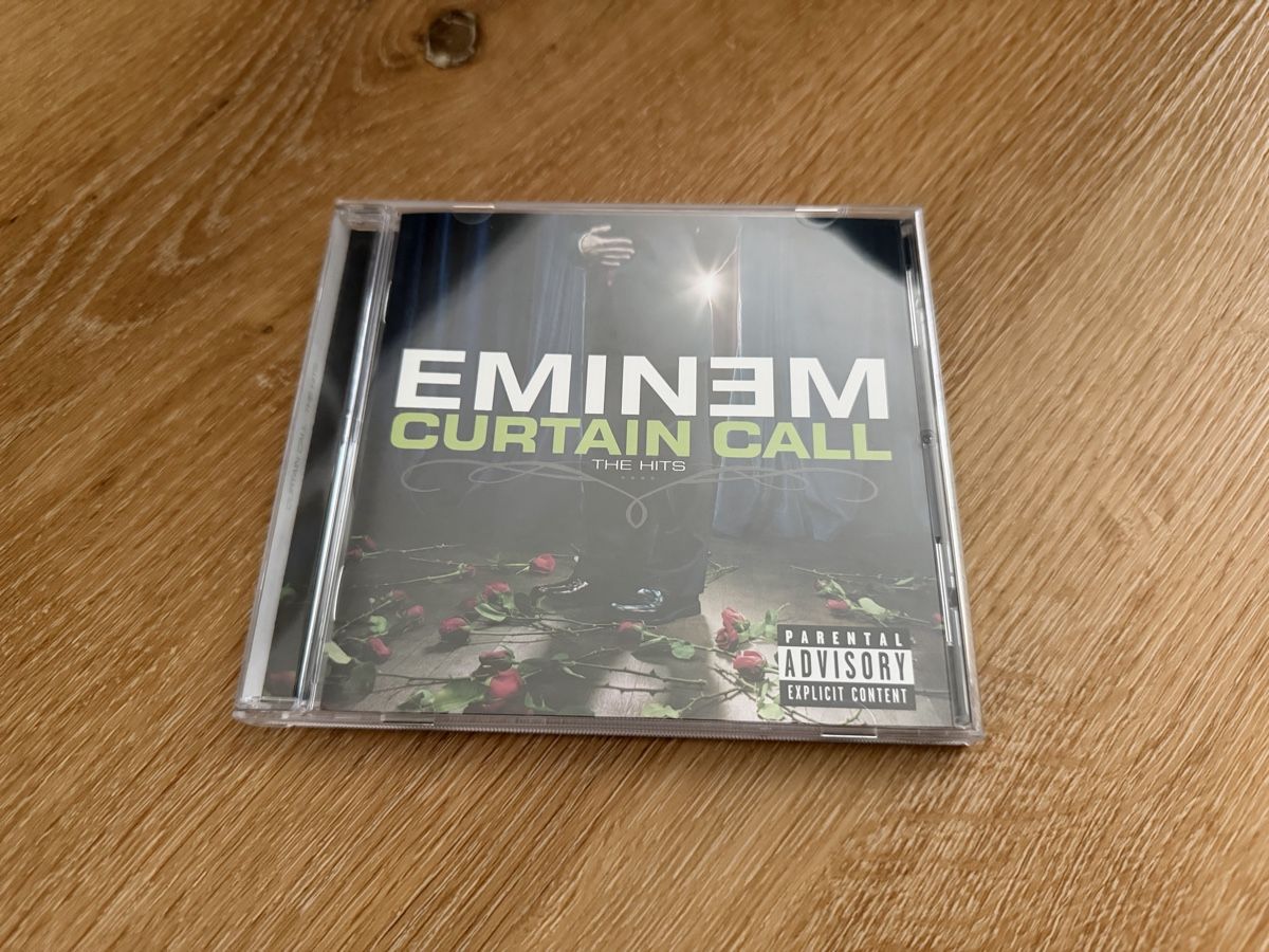 CD: Eminem - The Curtain Call CD – Nuovo (secondo la descrizione) da Ettingen venduto da robbenlos
