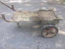 Wagen aus Metall Metallwagen Garette Schubkarre