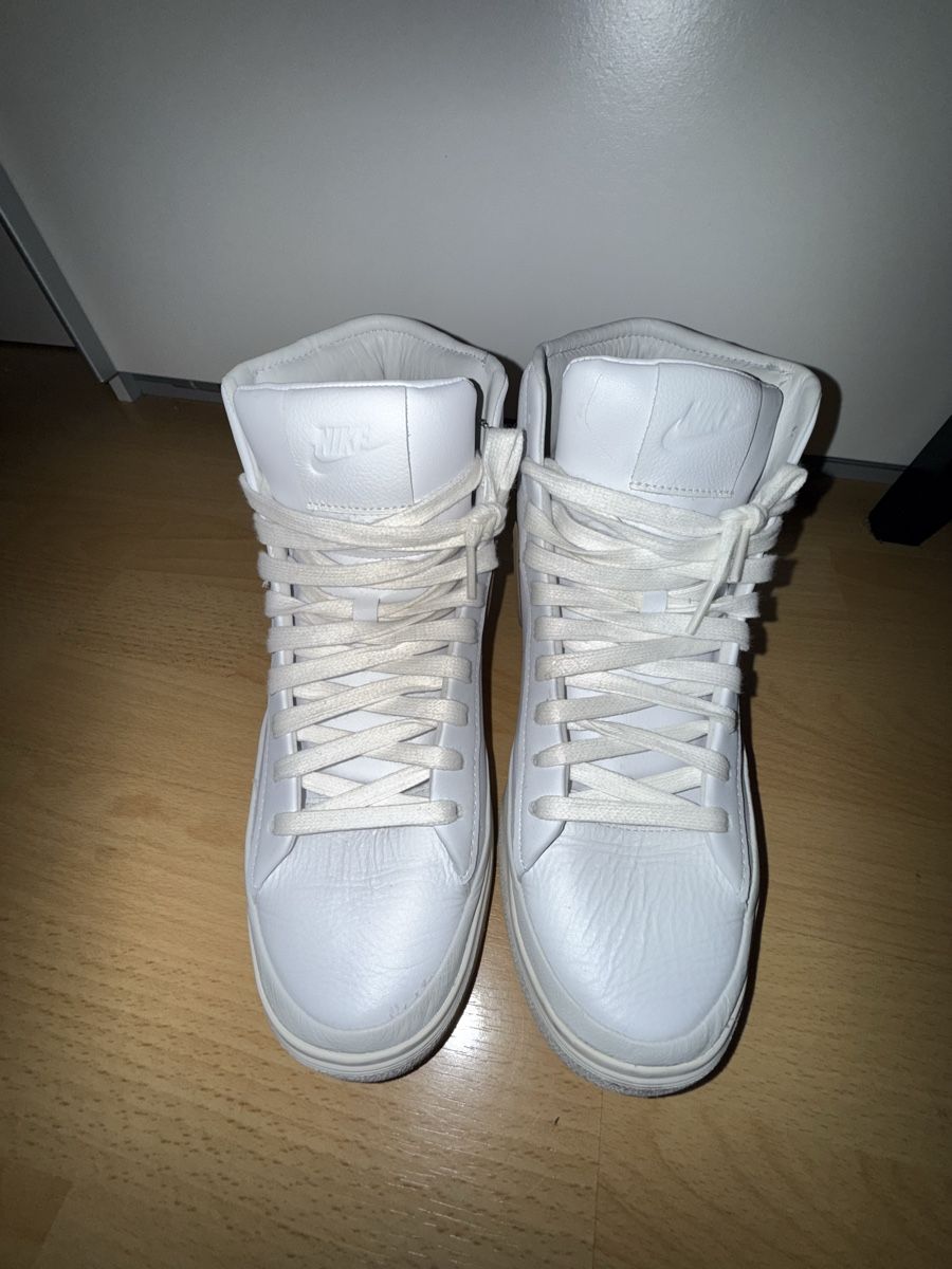 Nike Herrenschuhe: Nike Mid High Top  44.5 neuwertig – Gebraucht aus Kreuzlingen von Bozzo75