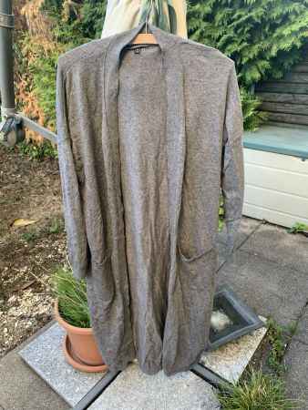Dreimaster Strickjacke Gr. M –Grau langer Cardigan mit Wolle