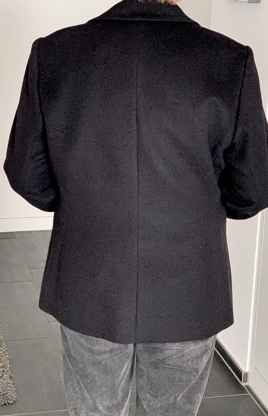 Madeleine Giacche: Modischer Blazer Gr.: 42 schwarz von Madeleine – Nuovo (secondo la descrizione) da Wil SG venduto da horizonte254 2