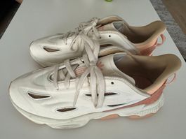 Adidas Ozweego Gr. 45 1/3