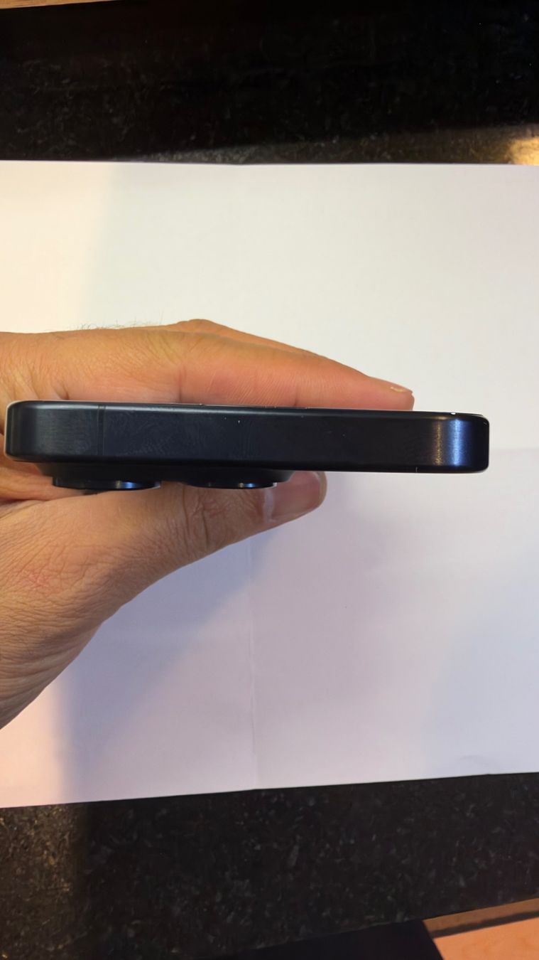 Apple Handys / Smartphones: iPhone 15 Pro blue 128GB – Gebraucht aus Richterswil von Ruvstein37 4