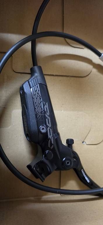 Pièces détachées: SRAM Code R Bremsen hi/vo – D'occasion à Pieterlen par desi_loly01 2