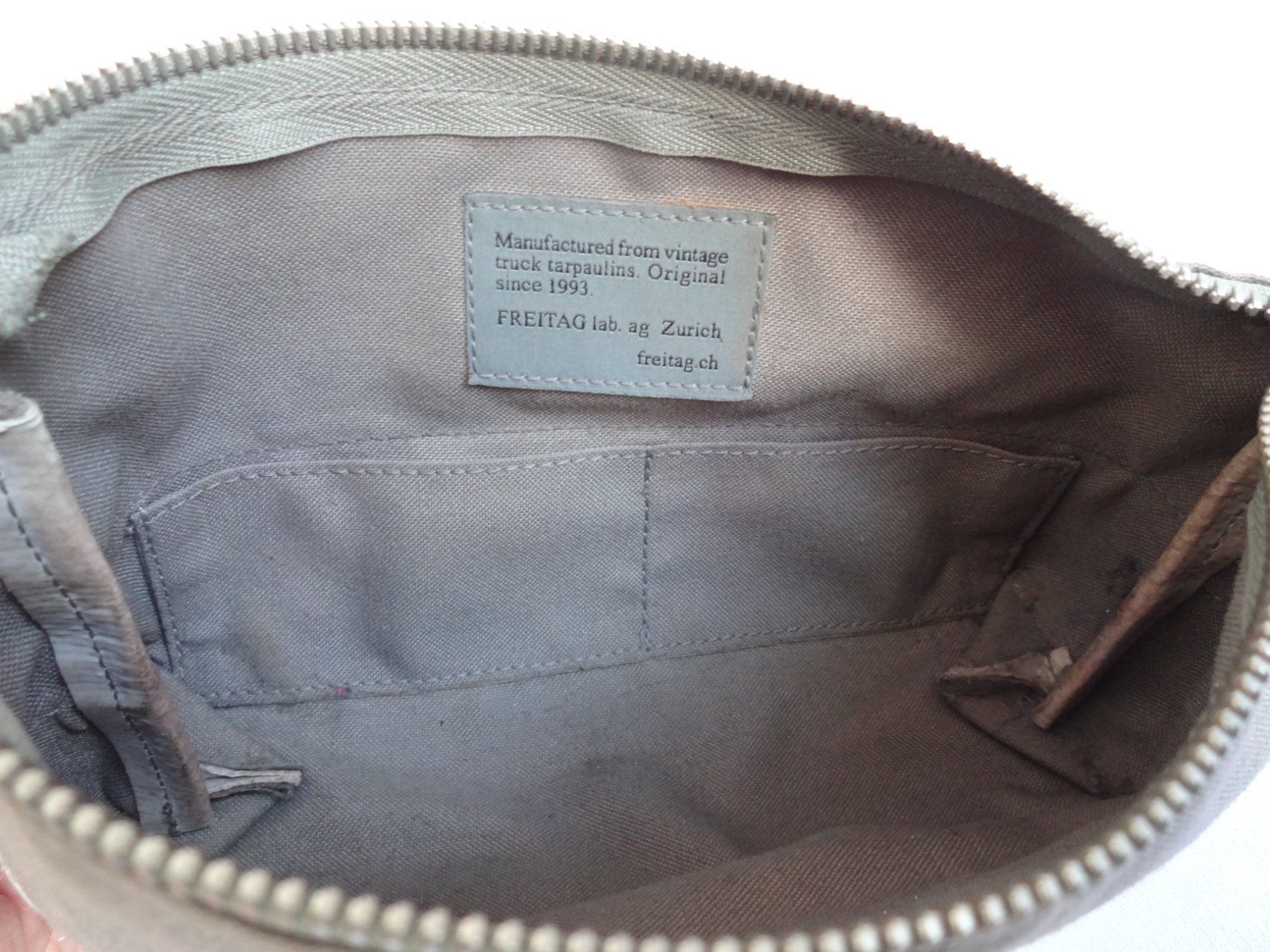 Freitag Custodie per cosmetici: FREITAG Kosmetik Tasche – Usato da Frauenfeld venduto da rey06 7