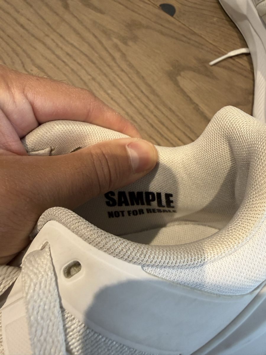 Adidas Damenschuhe: Adidas Gr 38 2/3 – Gebraucht aus Kilchberg ZH von MiLu2023 2