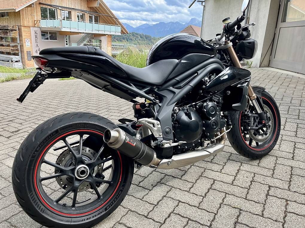 Strada: TRIUMPH SPEED TRIPLE 1050 – Usato da Riggisberg venduto da mracing444 1