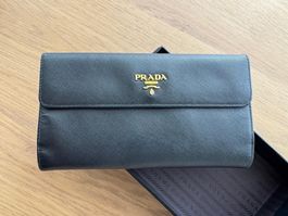 Prada-Saffiano Leather Geldbörse
