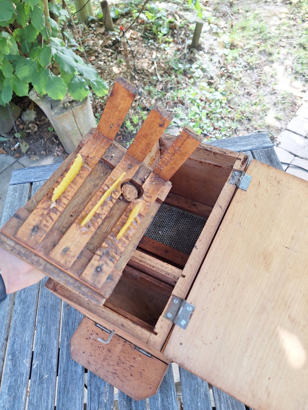 Alveari: Holz Begattungskästchen – Usato da Ipsach venduto da nik_6hkj 3