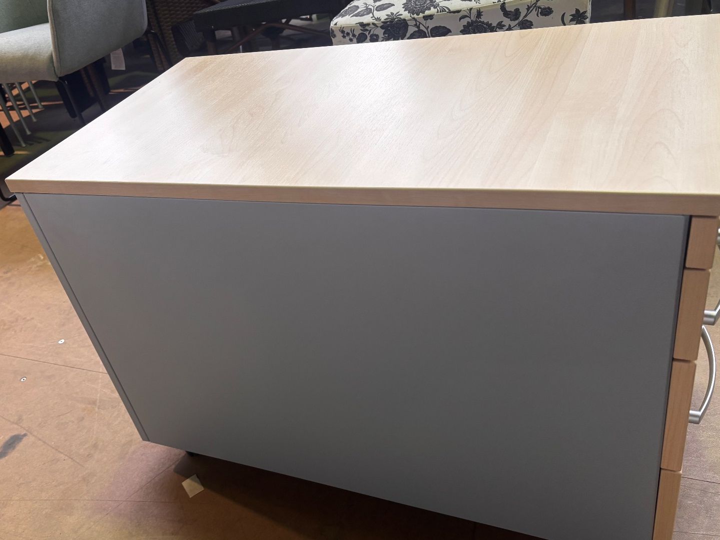 Banconi: Rollcontainer Holzoptik mit 4 Schubladen gebraucht – Usato da Münchenstein venduto da tsp01 2