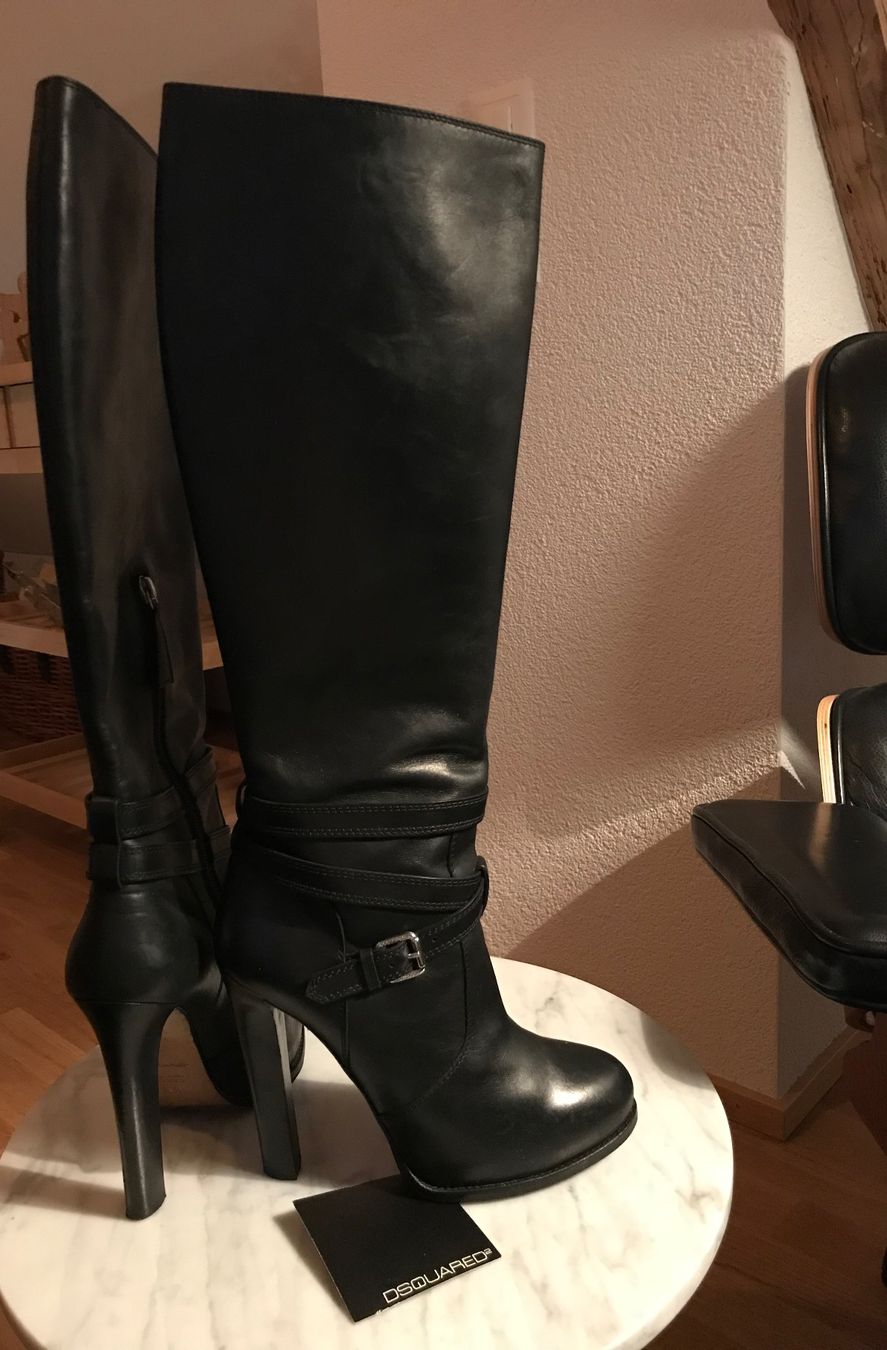 Dsquared2 Scarpe da donna: Dsquared2 Stiefel – Usato da Uster venduto da Charis5