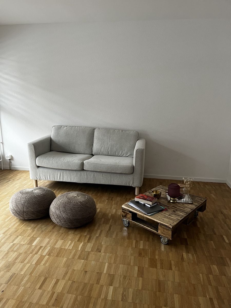 Sofas: 2-er Sofa IKEA, beige – D'occasion à Bern par sabrina_julie 1