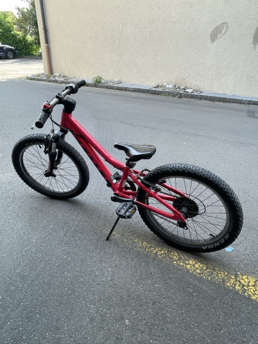 Scott Velos: Kindervelo 20 Zoll - Top Angebot – Gebraucht aus Holzhäusern ZG von Lagu