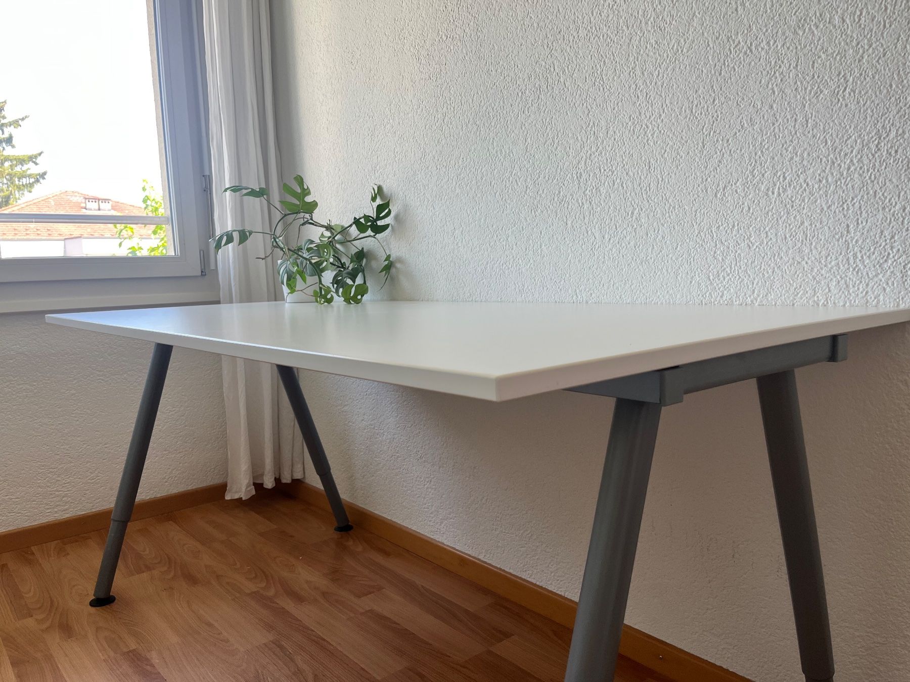 Ikea Bureaux: Schreibtisch – D'occasion à Lotzwil par Homebase