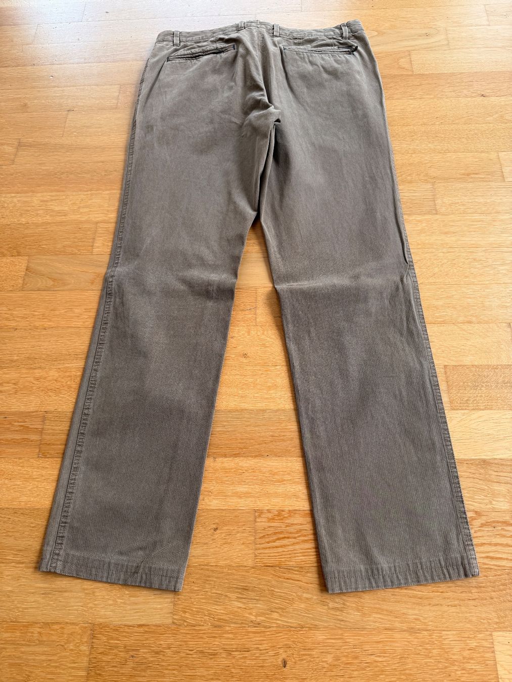 Massimo Dutti Pantaloni: Herren Hosen Massimo Dutti - Gr. 32 – Usato da Baden venduto da polveres 1